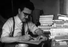 José Herculano Pires / Biografía Herculano Pires escribiendo